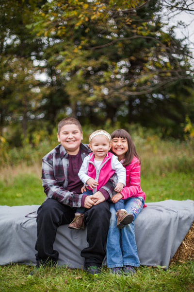 Family & Children Photo Session: by Brianne Krake of Brianne Photography
