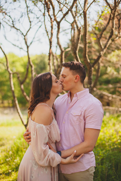 Engagement Photo: Brianne Photography