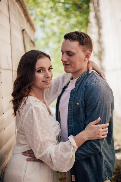 Engagement Photo: Brianne Photography